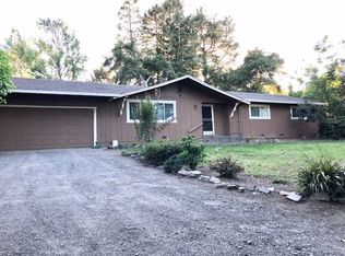 222 Schuh Ln, Sebastopol, CA 95472