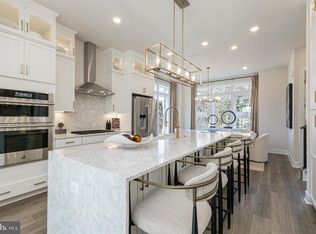 11579 Patriotic Ln, Reston, VA 20190