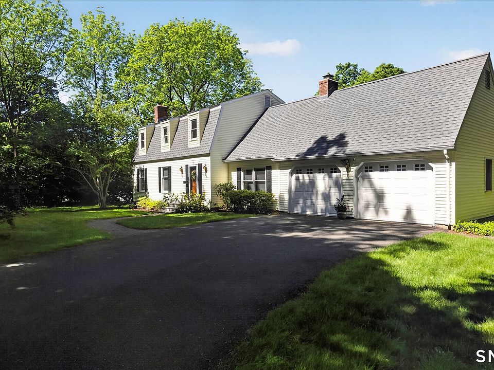 1st image of 5 Shingle Mill Drive