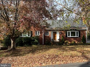 3054 Hazelton St, Falls Church, VA 22044