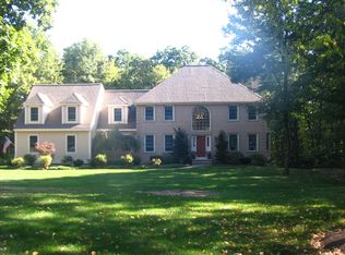 8 Old Harry Rd, Southborough, MA 01772