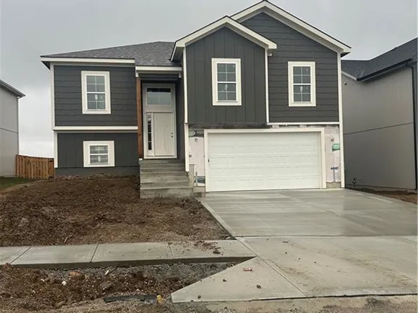 9504 N Harden Ave, Kansas City, MO 64154