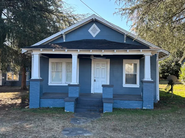 3518 Bullard St #A, Hope Mills, NC 28348