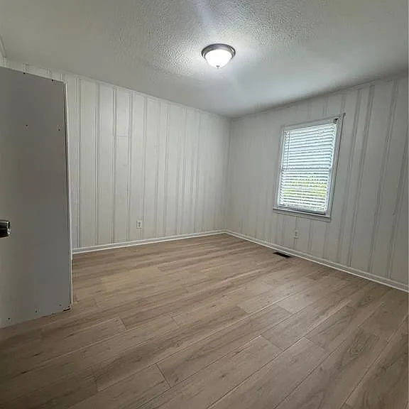 6440 Gordon St #B — Photo 5