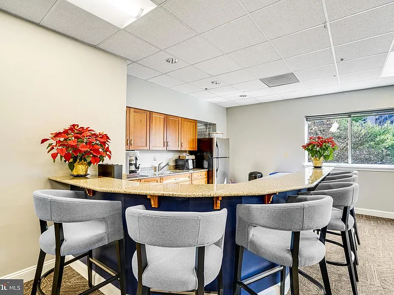 1211 S Eads St #1203 — Photo 40