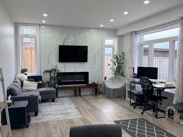 85 Norma Cres #BASEMENT — Photo 7