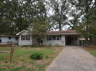 5709 Windamere Dr, Little Rock, AR 72209