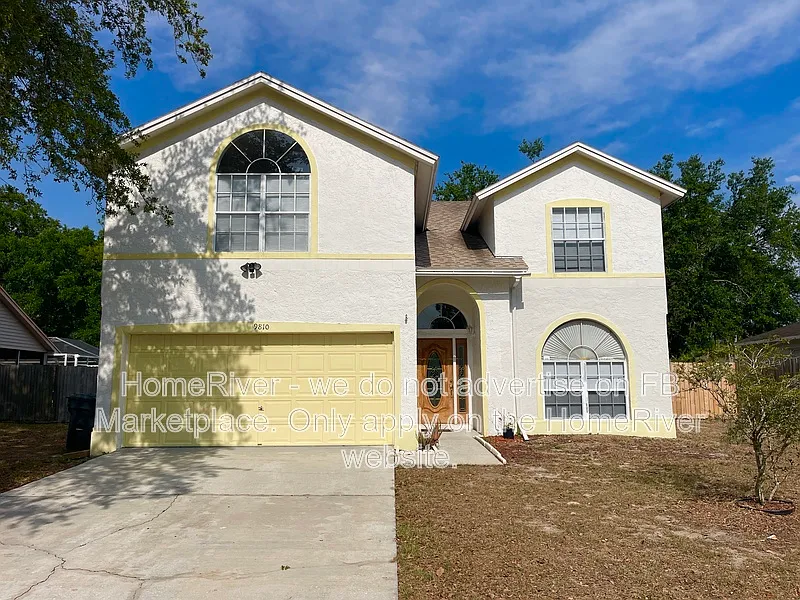 9810 Sunnyoak Dr