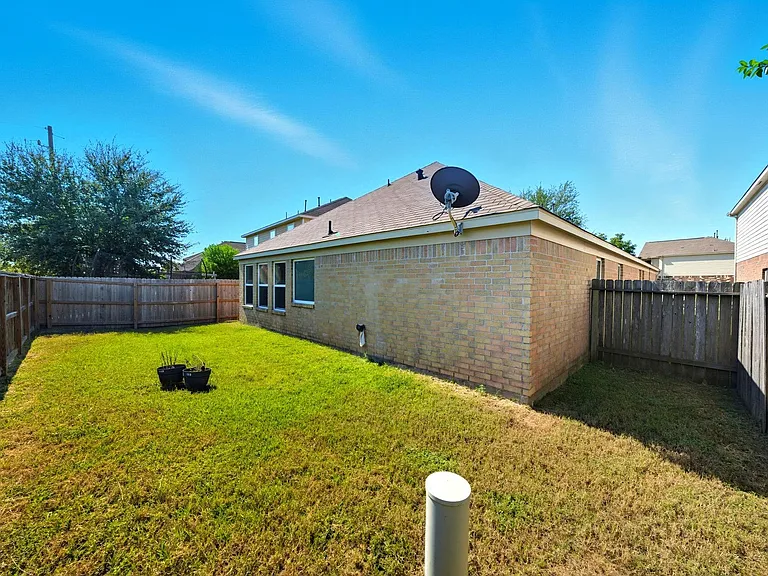 14730 Fir Knoll Way — Photo 35