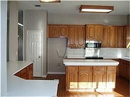 4th image of 3609 Chimney Rock Dr