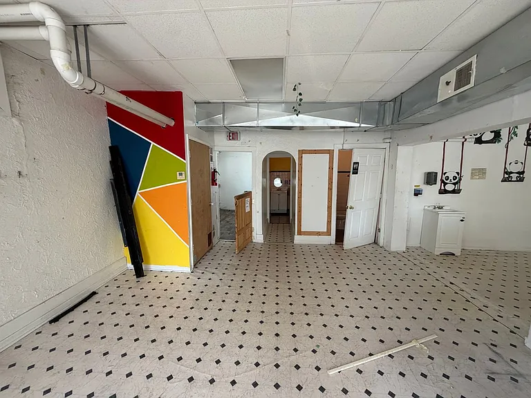 2214-2220 W Hopkins St. (8 Unit) — Photo 6
