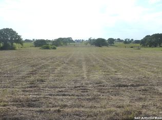 164 Triple R Dr, La Vernia, TX 78121