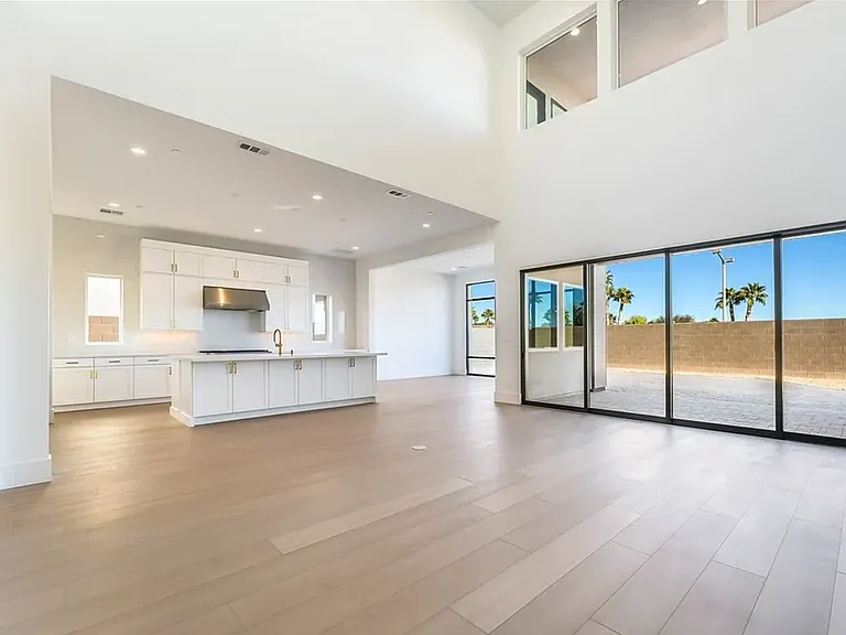 4846 Shady Ridge Dr — Photo 8