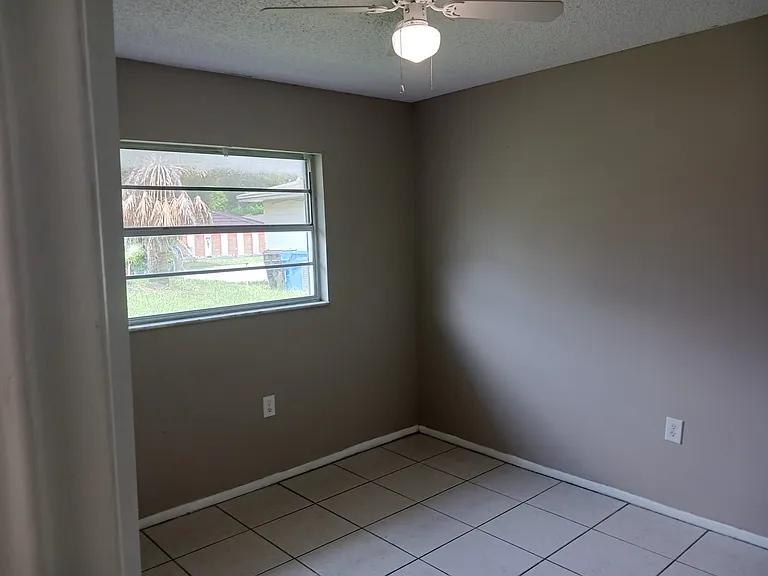 1905 Kelley Ave #3 — Photo 35