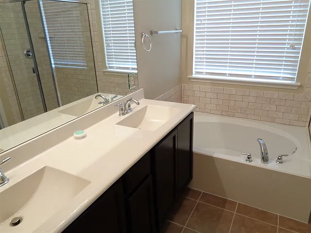 1000 Churchill Dr — Photo 8