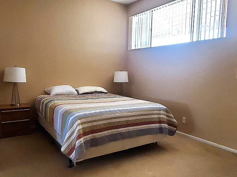 355 S Sahuaro St #A4 — Photo 7
