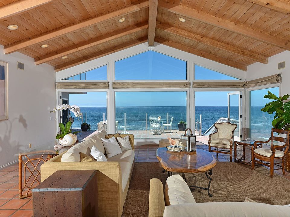 1st image of 301 Vista De La Playa