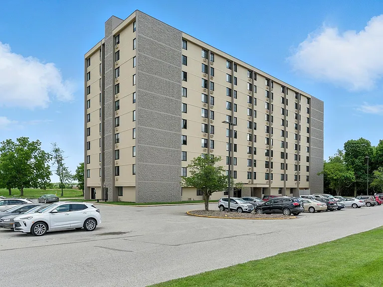 Colona House Senior Apartments - 62+ — Photo 4