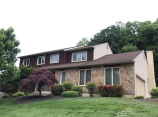 512 Stenning Dr, Hockessin, DE 19707