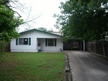1st image of 612 Shady Dr W
