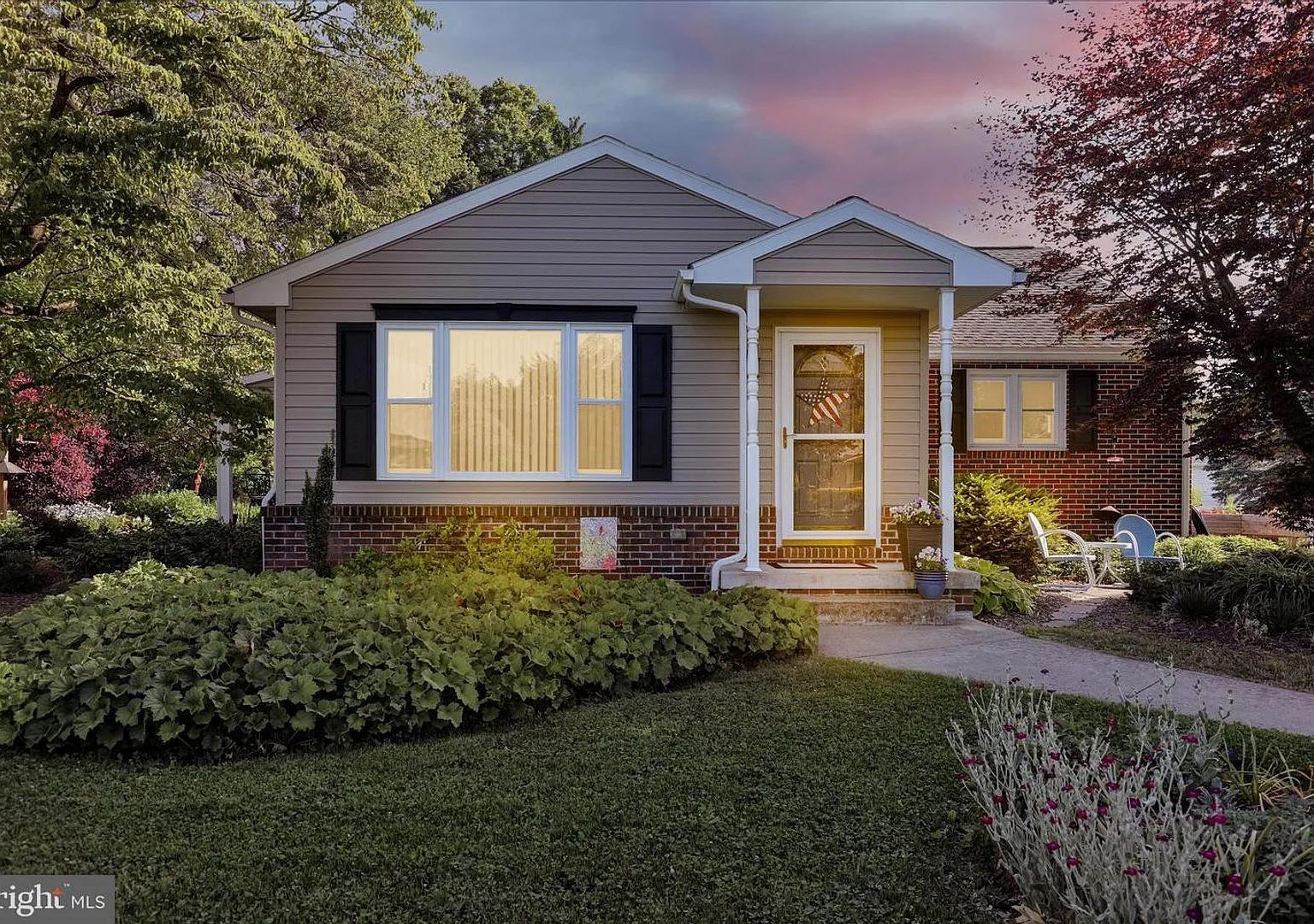 Charming 3-Bed, 2-Bath Home in Wernersville — Photo 2