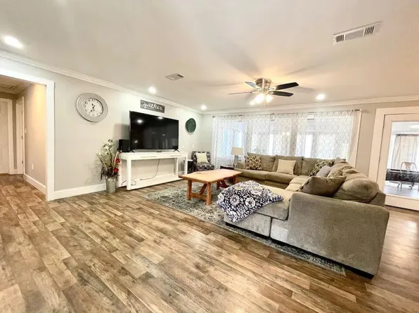 107 Beverly Ln, Hattiesburg, MS 39402