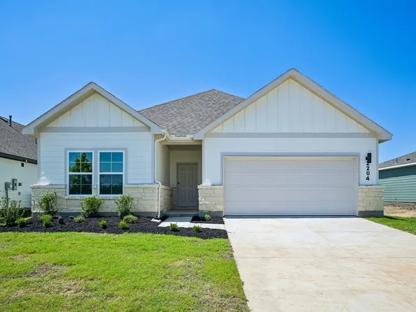 2204 Trailside Dr, Sherman, TX 75092