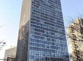 2400 N Lakeview Ave APT 1111, Chicago, IL 60614