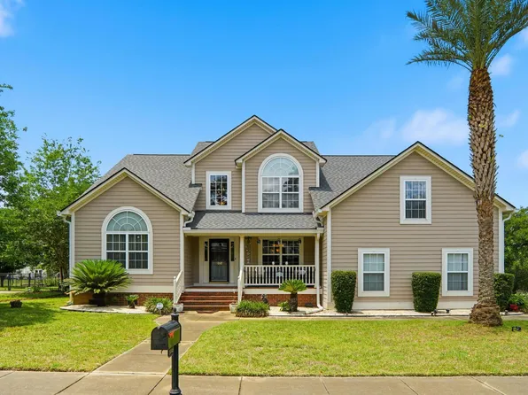 5043 Spaniel Dr, North Charleston, SC 29405
