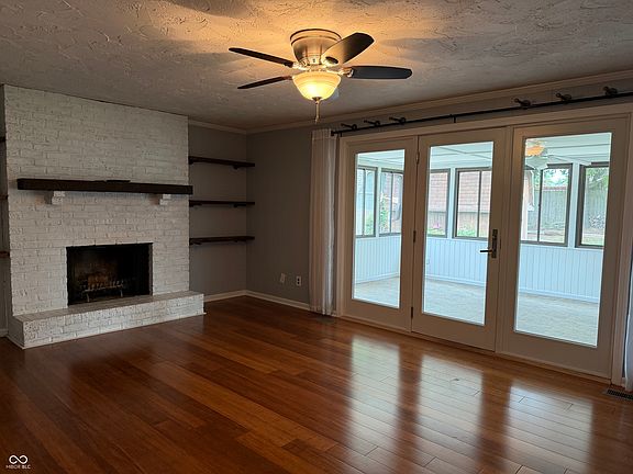 5th image of 4710 Summer Dr