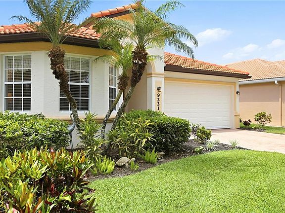 3rd image of 9221 Spanish Moss WAY