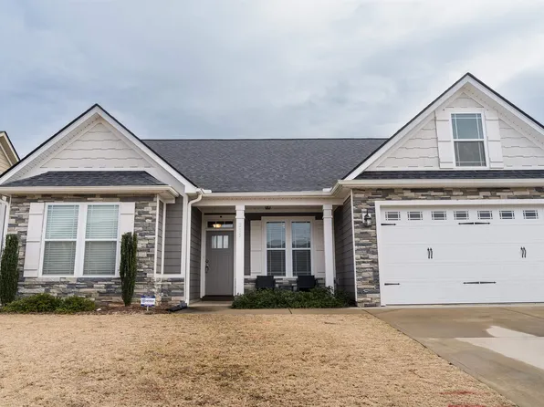 215 McCloud Ct, Spartanburg, SC 29301