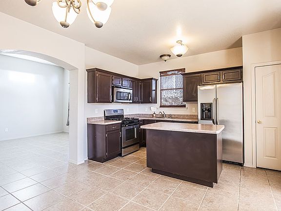 2nd image of 12288 Heathrow Ct