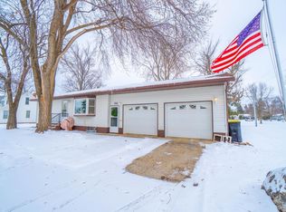 332 4th St NW, Perham, MN 56573