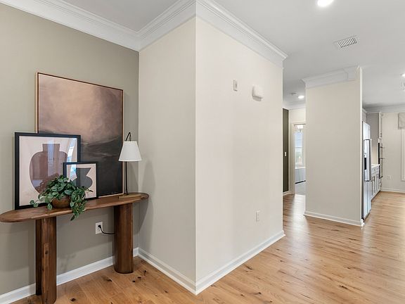 2nd image of 2 Stratton Dr #104