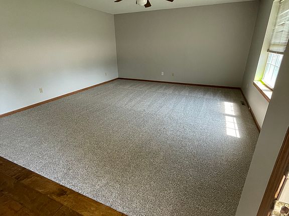 3rd image of 1306 Omaha Ct
