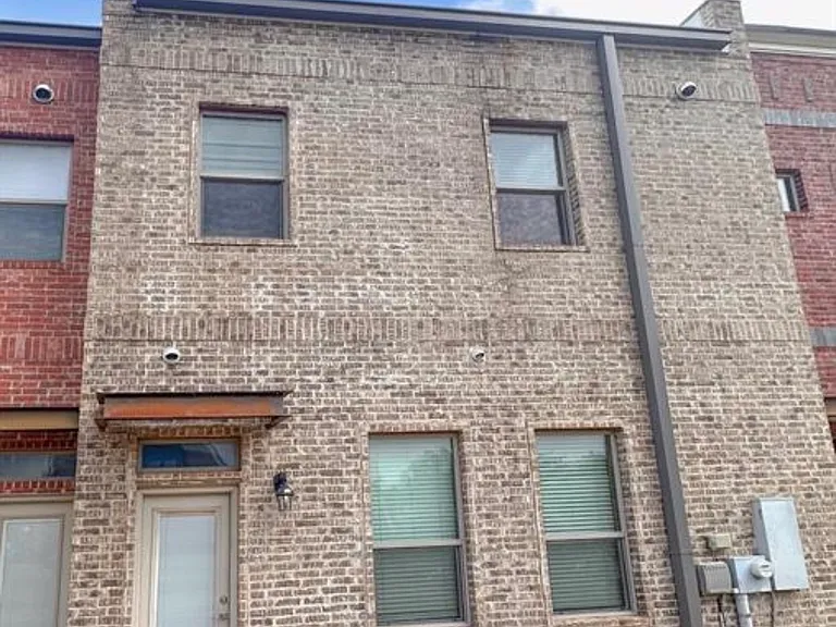 473 S Fretz Ave — Photo 13
