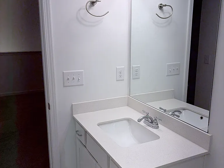 225 Hillview Ave — Photo 10
