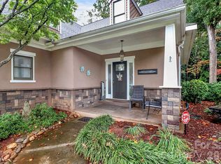 911 Weymouth Dr, Gastonia, NC 28056