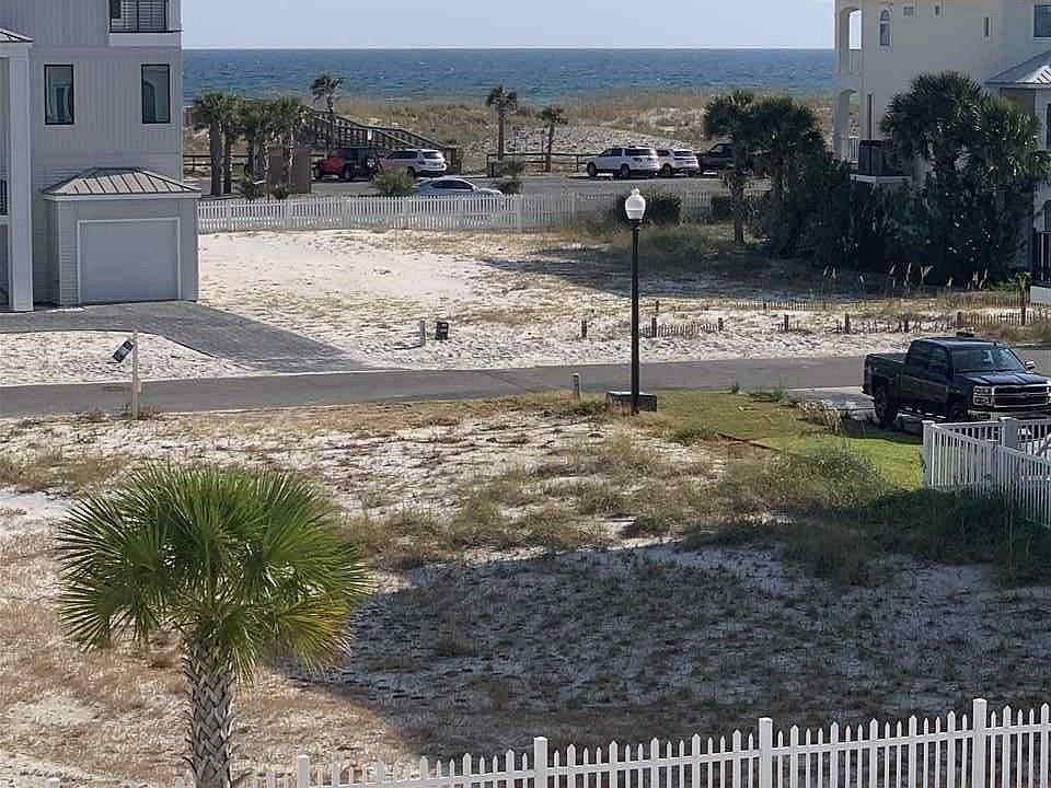 1st image of 10 Ocean View Dr