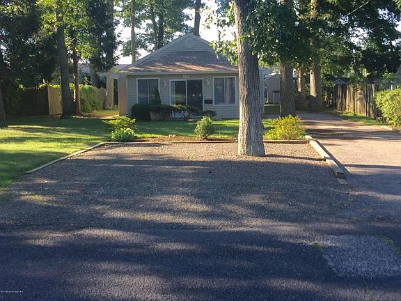 2nd image of 679 White Cedar Dr
