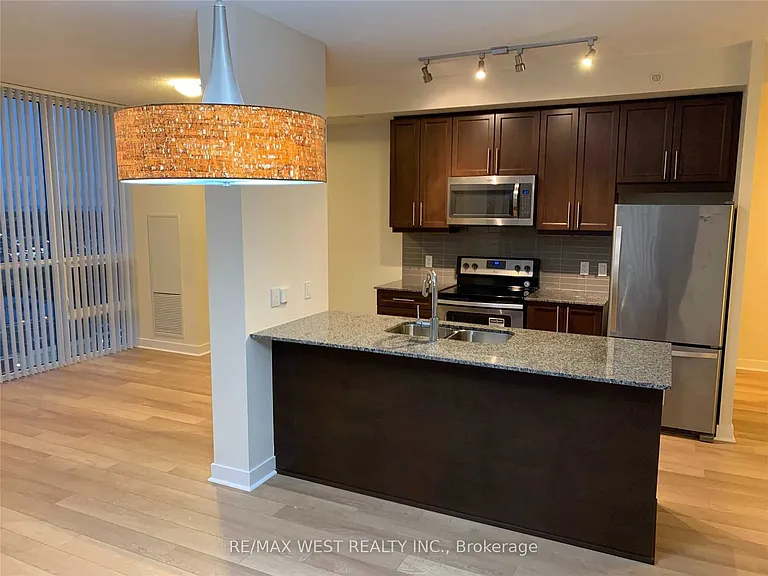 3975 Grand Park Dr #1502 — Photo 2