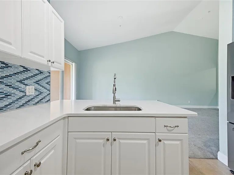 4620 1st Ave E #4620 — Photo 15