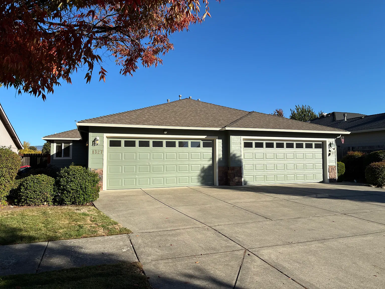 1327 Alex Way — Photo 1