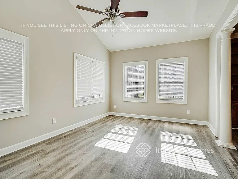 7349 Timberline Way — Photo 3
