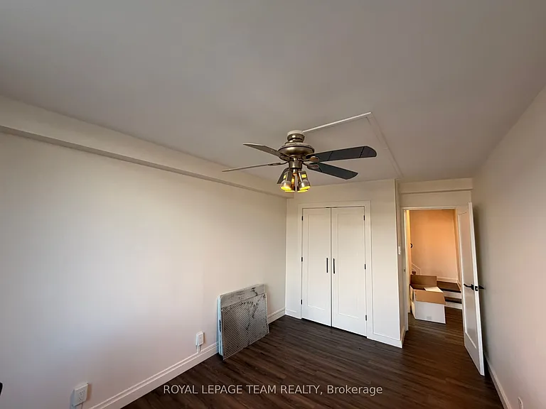 515 Saint Laurent Blvd #318 — Photo 17