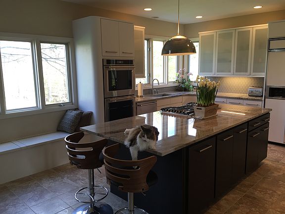 3rd image of 1440 Briarcliffe Dr