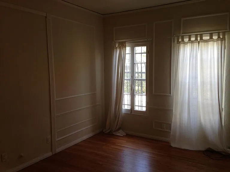 802 N Sweetzer Ave #106 — Photo 13