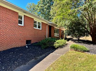114 Shelburne Rd, Asheville, NC 28806