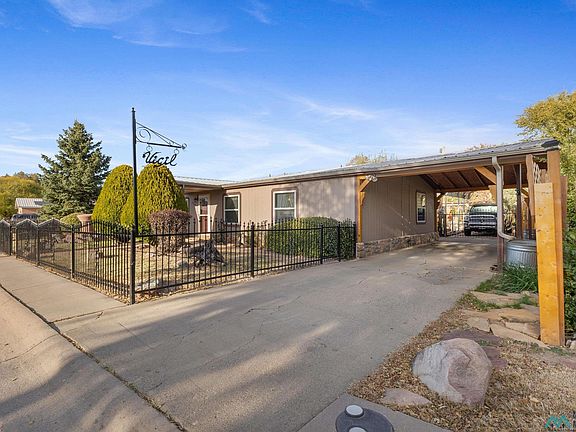 5th image of 2304 Anderson Dr